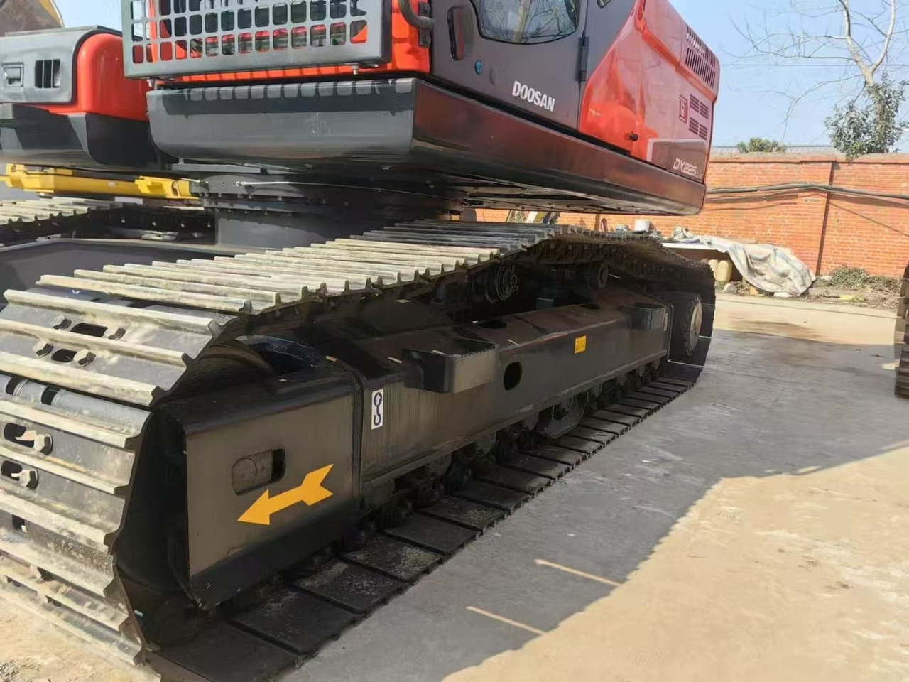 DOOSAN Dx225 - Ekskavator perayap: gambar 3 DOOSAN Dx225 - Ekskavator perayap: gambar 3