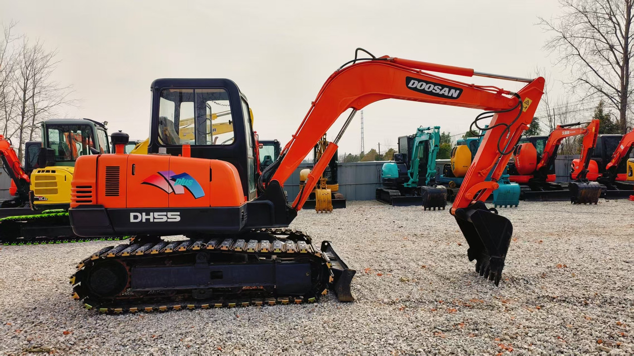 Doosan DH 55-7 DH55 - Ekskavator mini: gambar 1 Doosan DH 55-7 DH55 - Ekskavator mini: gambar 1