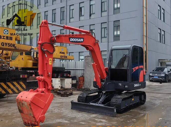 Doosan DH 60-7 - Ekskavator mini: gambar 1 Doosan DH 60-7 - Ekskavator mini: gambar 1