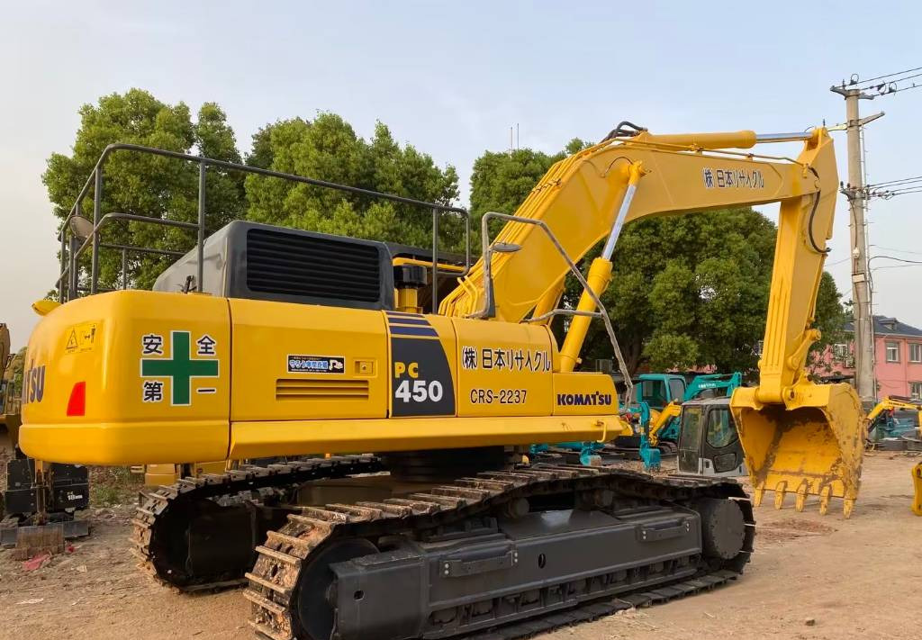 KOMATSU PC 450-8 - Ekskavator perayap: gambar 2 KOMATSU PC 450-8 - Ekskavator perayap: gambar 2