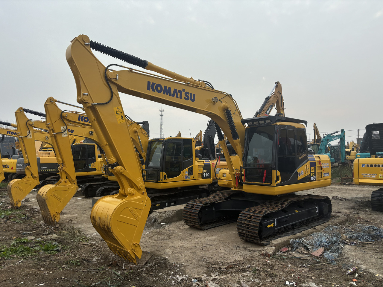 KOMATSU PC160 - Ekskavator perayap: gambar 4 KOMATSU PC160 - Ekskavator perayap: gambar 4