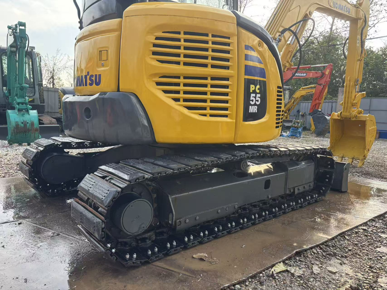 KOMATSU PC55MR-3 - Ekskavator mini: gambar 2 KOMATSU PC55MR-3 - Ekskavator mini: gambar 2