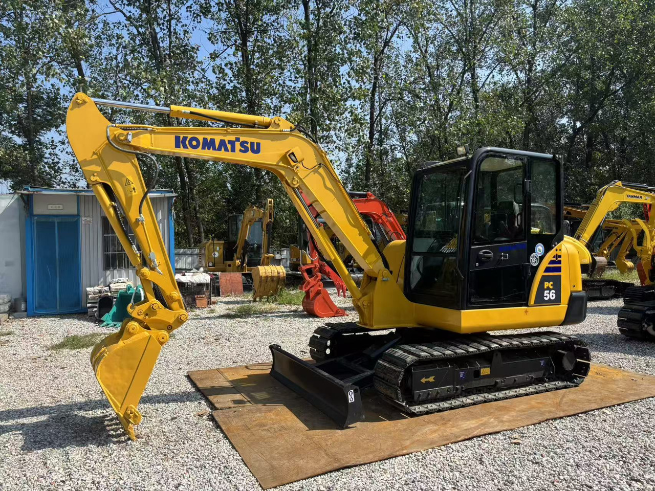 KOMATSU PC56 - Ekskavator mini: gambar 2 KOMATSU PC56 - Ekskavator mini: gambar 2