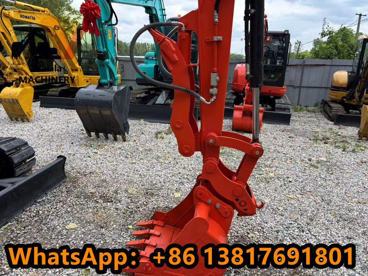 KUBOTA U55-4R - Ekskavator mini: gambar 5 KUBOTA U55-4R - Ekskavator mini: gambar 5