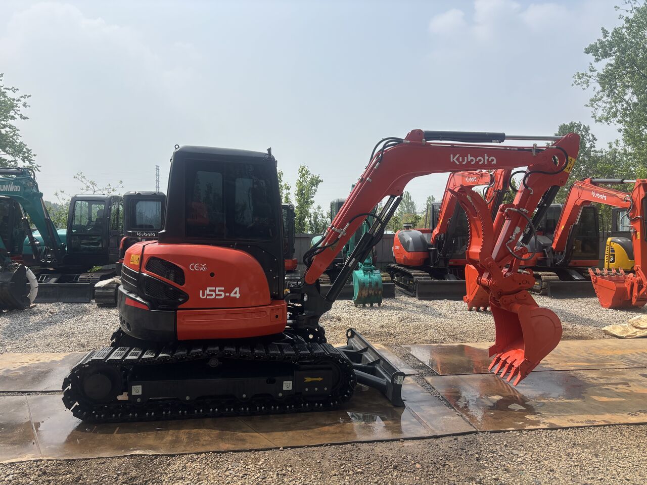KUBOTA U55 - Ekskavator mini: gambar 1 KUBOTA U55 - Ekskavator mini: gambar 1