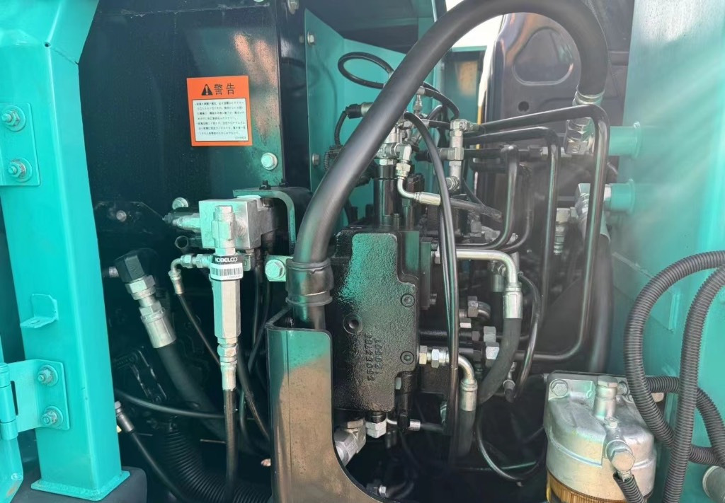 Kobelco SK 75 KOBELCO SK75-8 - Ekskavator mini: gambar 4 Kobelco SK 75 KOBELCO SK75-8 - Ekskavator mini: gambar 4