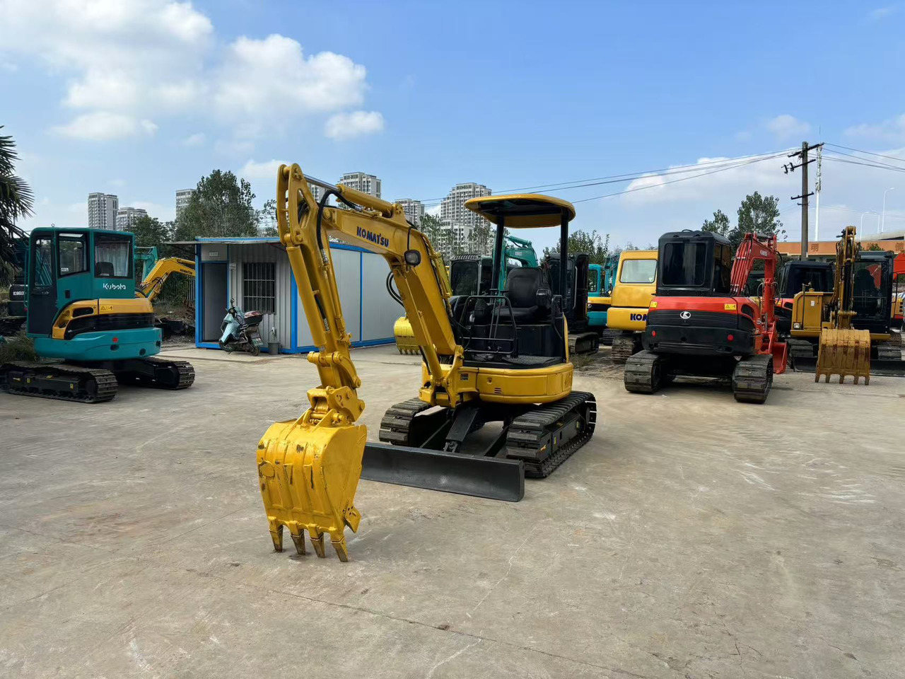 Komatsu Komatsu 20, Komatsu 20 - Ekskavator mini: gambar 5 Komatsu Komatsu 20, Komatsu 20 - Ekskavator mini: gambar 5