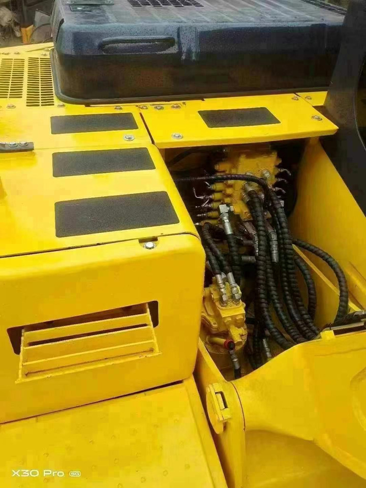 Komatsu PC 130-7 PC130 PC130-7 - Ekskavator perayap: gambar 5 Komatsu PC 130-7 PC130 PC130-7 - Ekskavator perayap: gambar 5