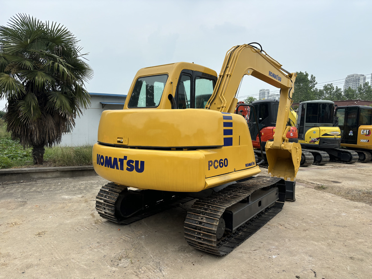 Komatsu PC 60-7 - Ekskavator mini: gambar 2 Komatsu PC 60-7 - Ekskavator mini: gambar 2