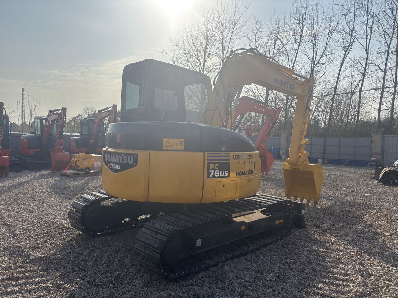 Komatsu PC78MR-6 - Ekskavator mini: gambar 5 Komatsu PC78MR-6 - Ekskavator mini: gambar 5