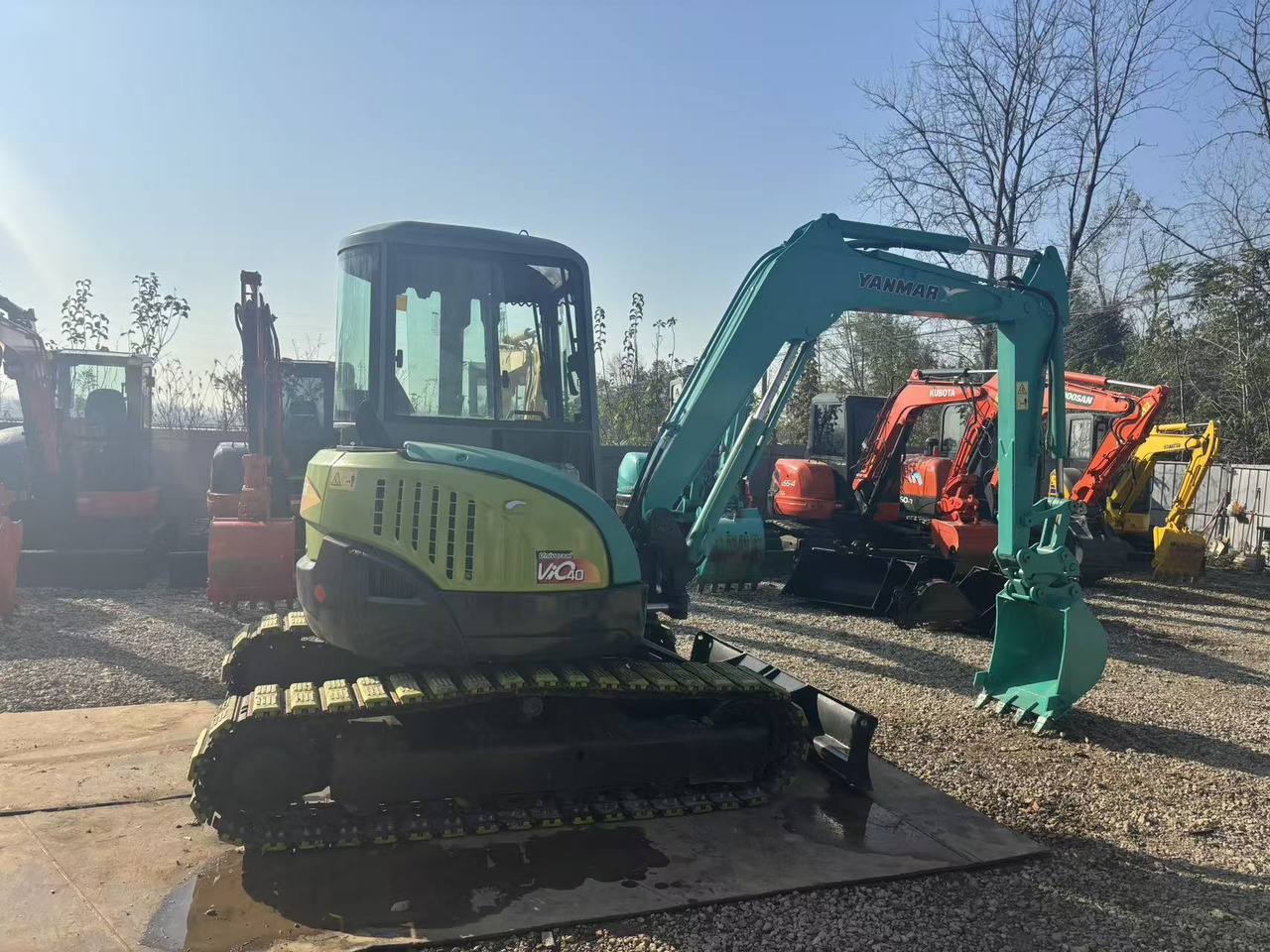 YANMAR VIO40 - Ekskavator mini: gambar 1 YANMAR VIO40 - Ekskavator mini: gambar 1