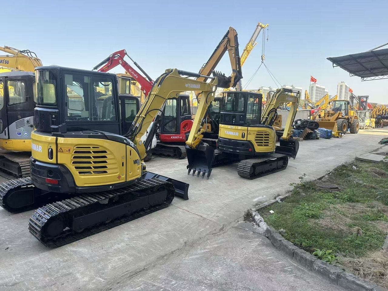 Yanmar Vio55-6 - Ekskavator mini: gambar 4 Yanmar Vio55-6 - Ekskavator mini: gambar 4