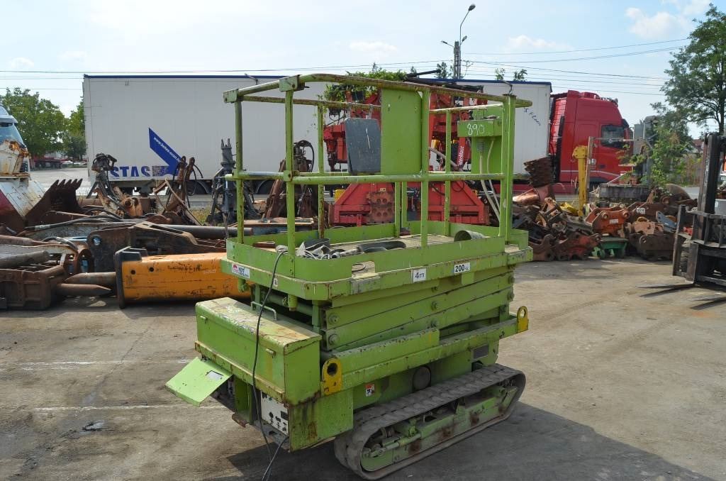Aichi RV 041 - Scissor lifts: gambar 4 Aichi RV 041 - Scissor lifts: gambar 4