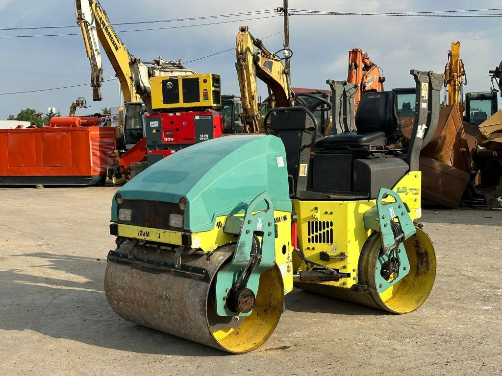 Ammann ARX 26 - Roller jalan: gambar 1 Ammann ARX 26 - Roller jalan: gambar 1