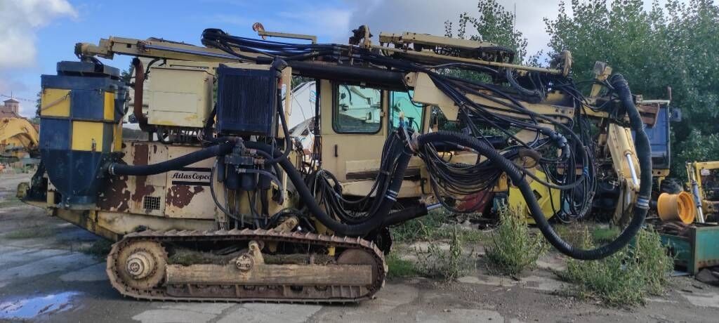 Atlas Copco ROC 812 Atlas Copco ROC 812 - Anjungan pengeboran: gambar 4 Atlas Copco ROC 812 Atlas Copco ROC 812 - Anjungan pengeboran: gambar 4