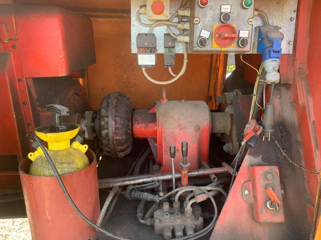 Bagela BF60/25 - Mesin aspal: gambar 5 Bagela BF60/25 - Mesin aspal: gambar 5