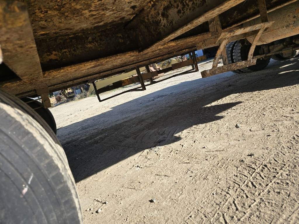 Bertoja 3 - Semi-trailer low bed: gambar 4 Bertoja 3 - Semi-trailer low bed: gambar 4