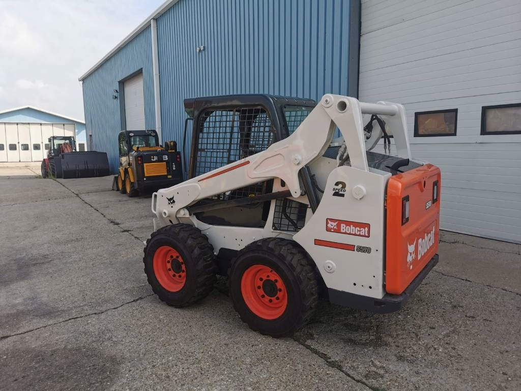 Bobcat S 570 - Skid steer: gambar 2 Bobcat S 570 - Skid steer: gambar 2