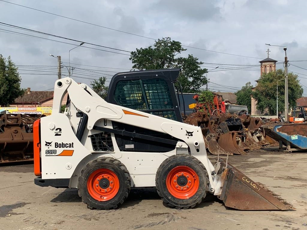 Bobcat S 570 - Skid steer: gambar 5 Bobcat S 570 - Skid steer: gambar 5