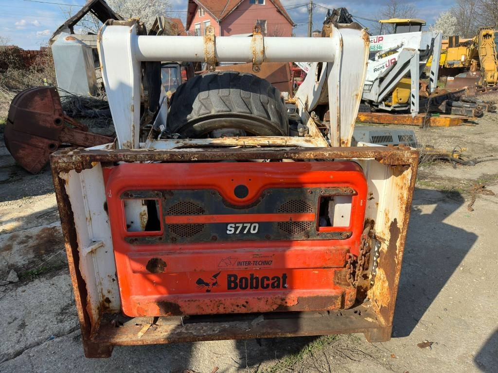Bobcat S 770 FOR PARTS - Skid steer: gambar 2 Bobcat S 770 FOR PARTS - Skid steer: gambar 2
