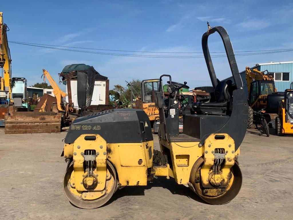 Bomag BW 120 AD-3 - Roller jalan: gambar 5 Bomag BW 120 AD-3 - Roller jalan: gambar 5