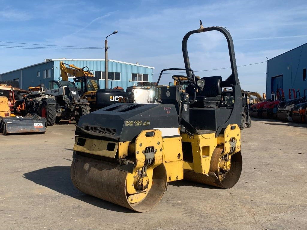 Bomag BW 120 AD-3 - Roller jalan: gambar 4 Bomag BW 120 AD-3 - Roller jalan: gambar 4