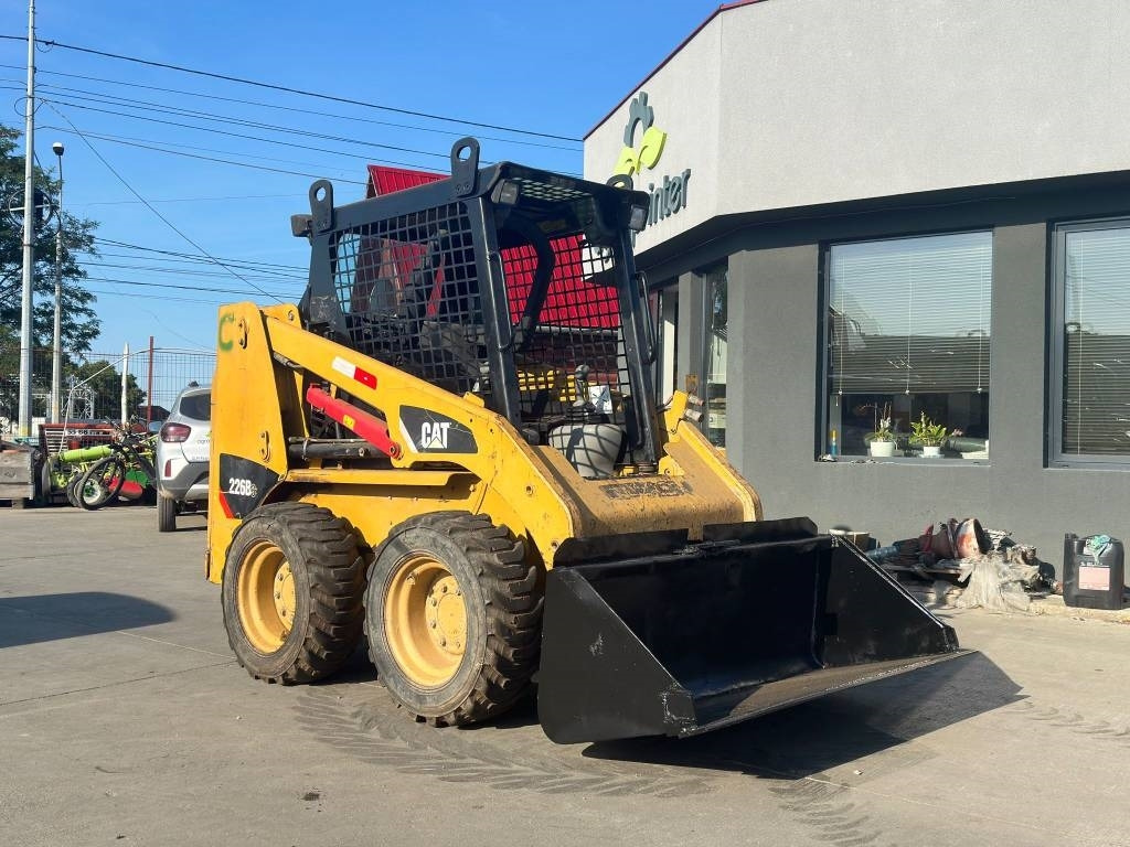 CAT 226 B 2 - Skid steer: gambar 2 CAT 226 B 2 - Skid steer: gambar 2