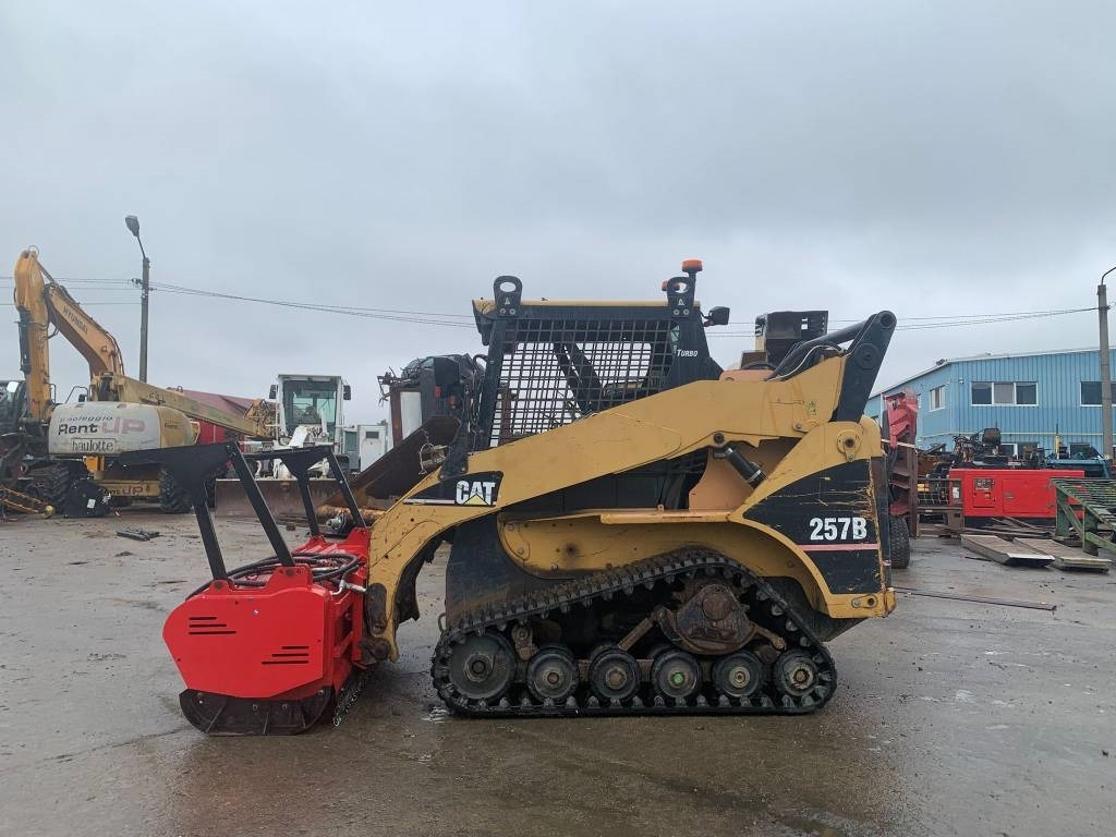 CAT 257 B - Skid steer: gambar 3 CAT 257 B - Skid steer: gambar 3