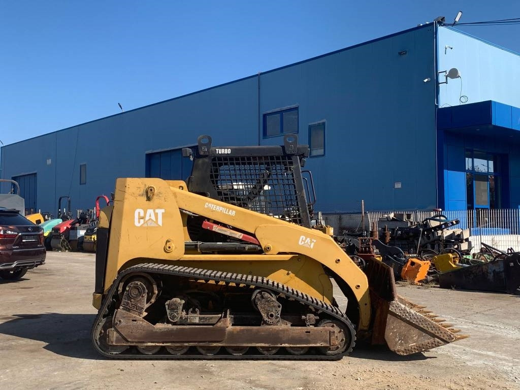 CAT 277 - Skid steer: gambar 3 CAT 277 - Skid steer: gambar 3