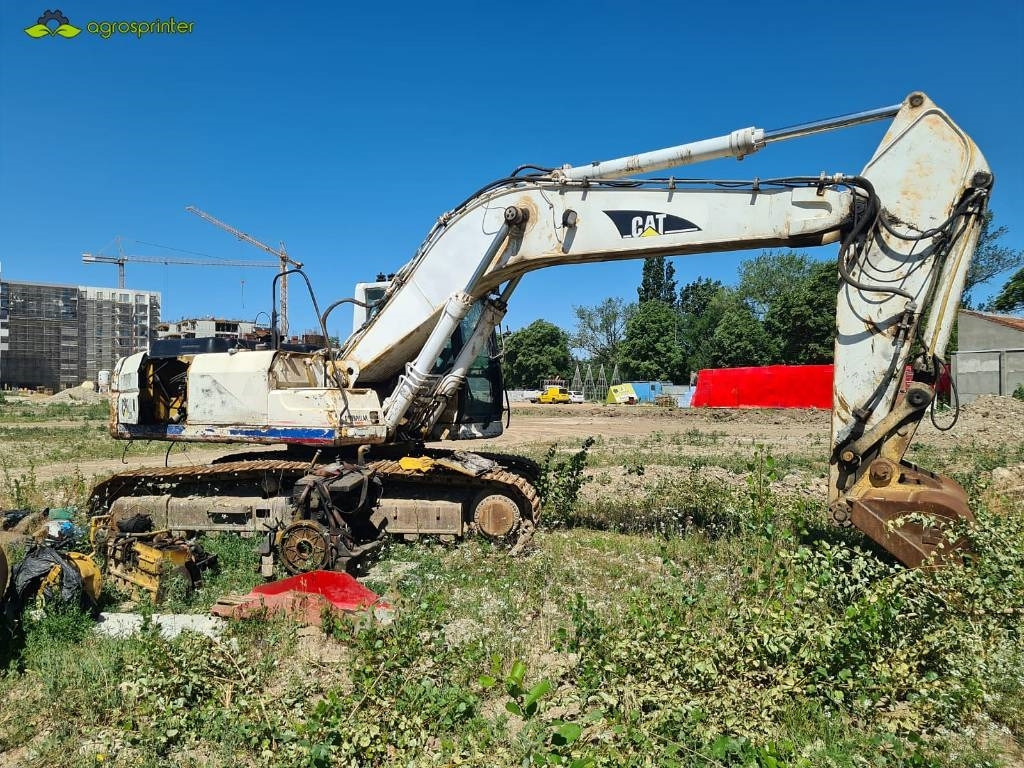 Ekskavator perayap CAT 325 BLN: gambar 1