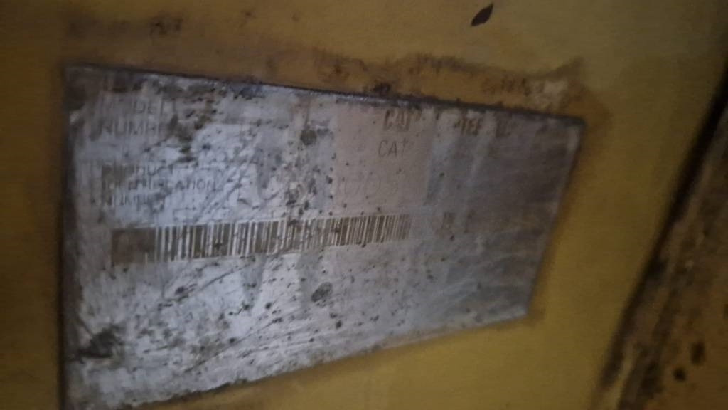 CAT D5 FOR PARTS - Bulldozer: gambar 4 CAT D5 FOR PARTS - Bulldozer: gambar 4