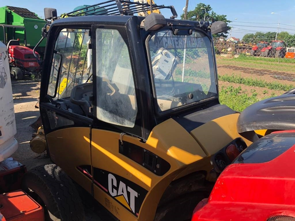 CAT TH 220 B FOR PARTS - Telehandler: gambar 2 CAT TH 220 B FOR PARTS - Telehandler: gambar 2
