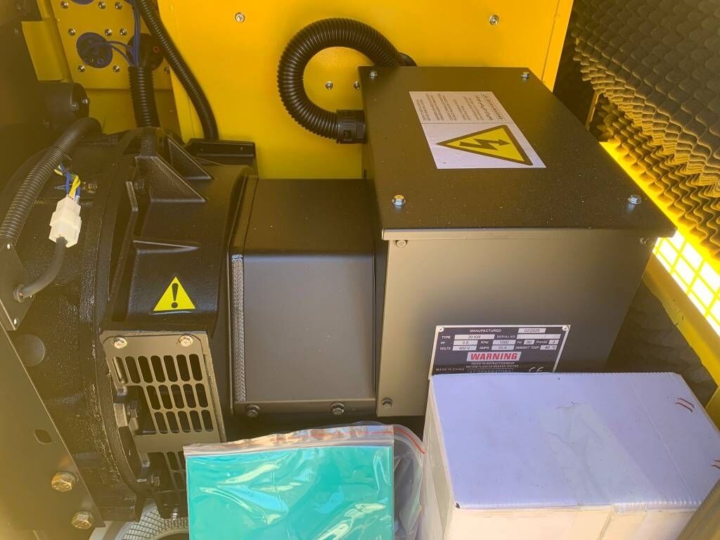 Compal VG-R30 Compal VG-R30 - Genset: gambar 4 Compal VG-R30 Compal VG-R30 - Genset: gambar 4