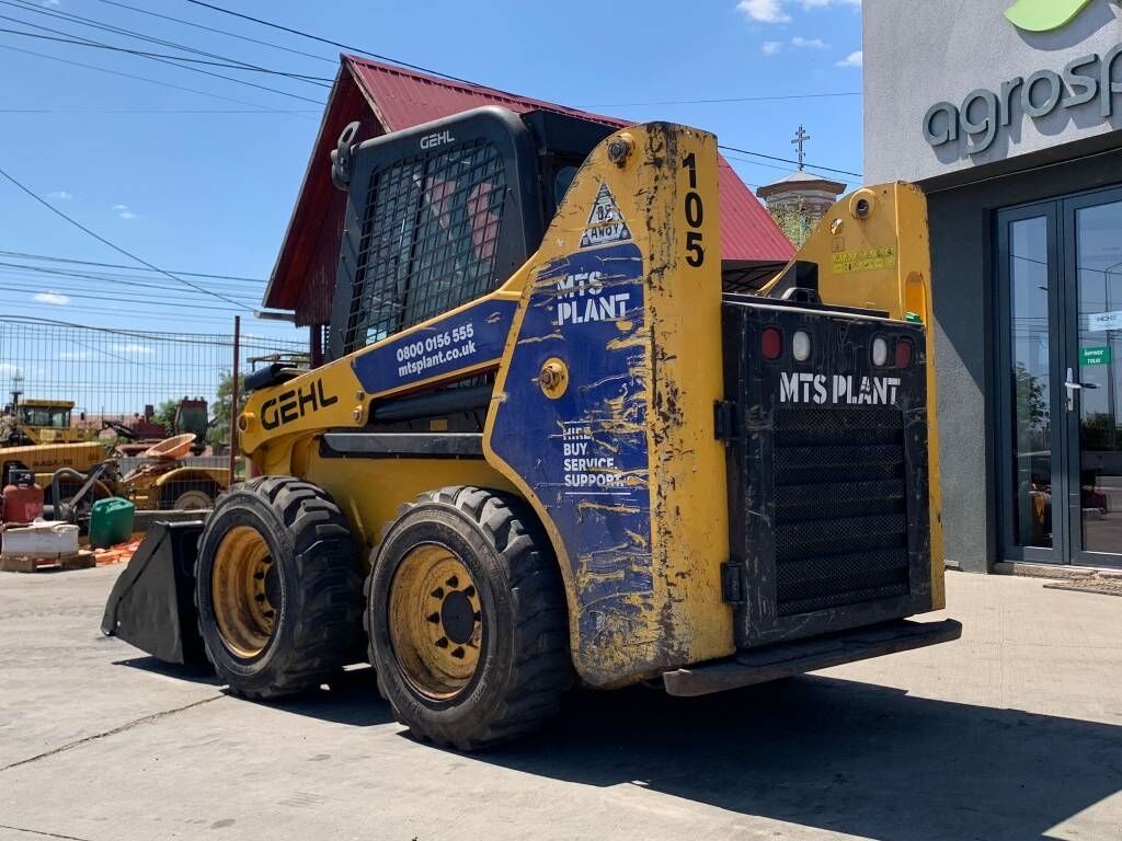 Gehl R 165 Gehl R 165 - Skid steer: gambar 3 Gehl R 165 Gehl R 165 - Skid steer: gambar 3