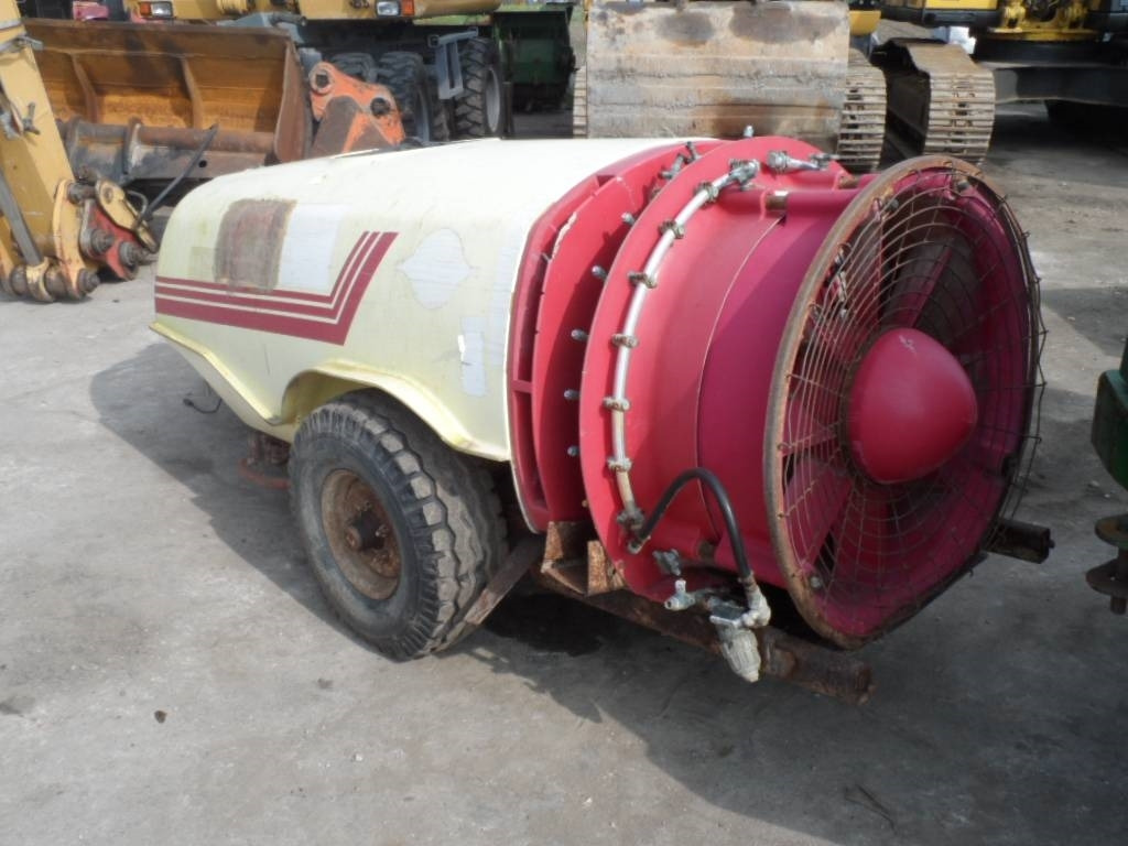 Hardi 1000 - Penyemprot tertinggal: gambar 3 Hardi 1000 - Penyemprot tertinggal: gambar 3