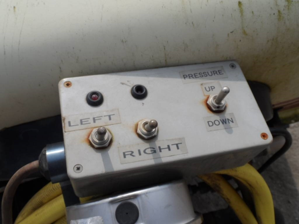 Hardi 1000 - Penyemprot tertinggal: gambar 4 Hardi 1000 - Penyemprot tertinggal: gambar 4