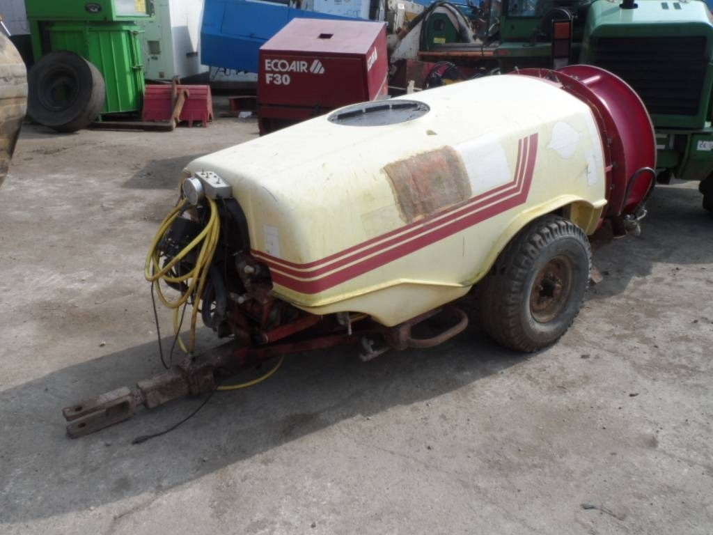 Hardi 1000 - Penyemprot tertinggal: gambar 2 Hardi 1000 - Penyemprot tertinggal: gambar 2