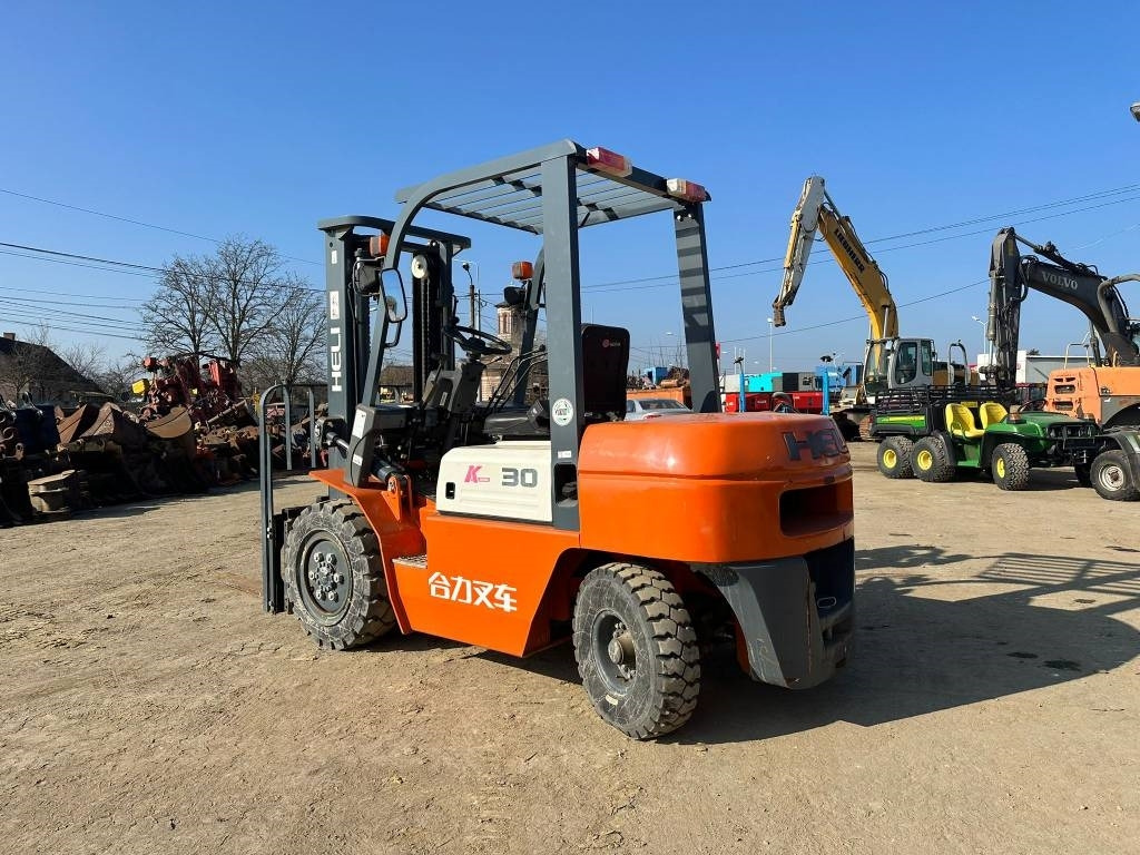 Forklift diesel Heli CPD 30: gambar 7