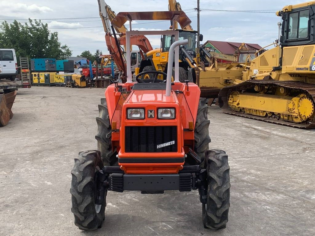 Hinomoto BD150 - Traktor: gambar 5 Hinomoto BD150 - Traktor: gambar 5