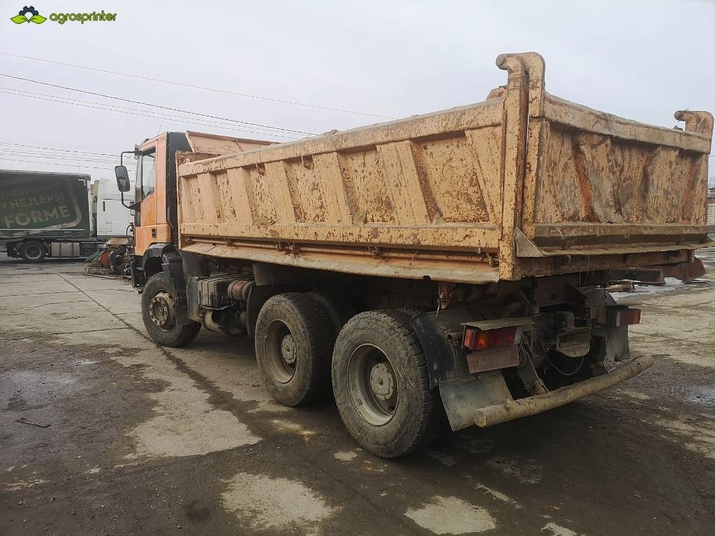 Iveco 260E 34 - Truk jungkit: gambar 4 Iveco 260E 34 - Truk jungkit: gambar 4