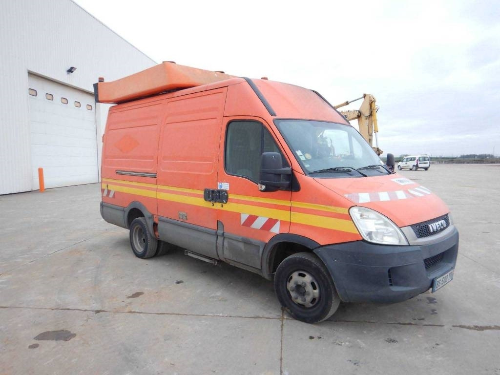 Iveco Daily 50C15 - Van panel: gambar 2 Iveco Daily 50C15 - Van panel: gambar 2