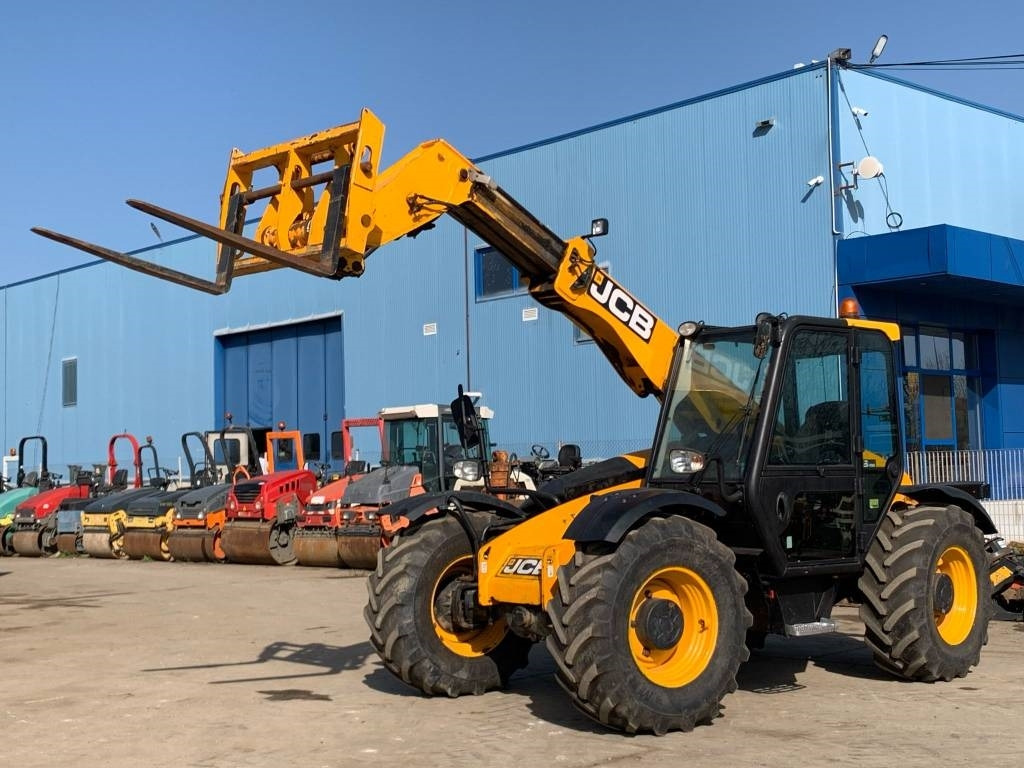 JCB 526-56 Agri - Telehandler: gambar 4 JCB 526-56 Agri - Telehandler: gambar 4