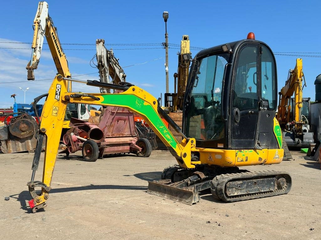 JCB 8018 - Ekskavator mini: gambar 1 JCB 8018 - Ekskavator mini: gambar 1