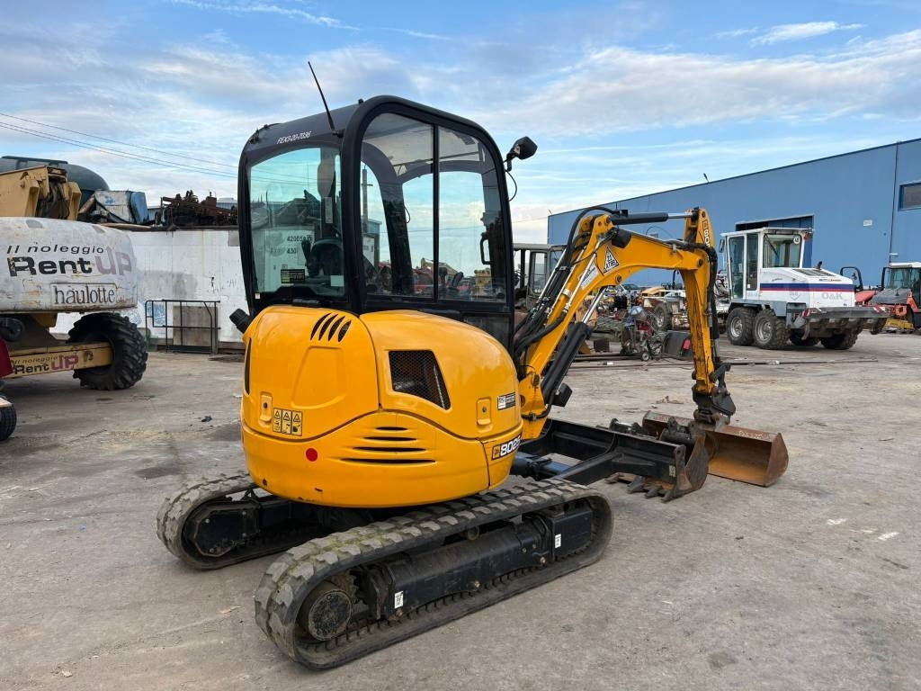 JCB 8025 ZTS - Ekskavator mini: gambar 3 JCB 8025 ZTS - Ekskavator mini: gambar 3