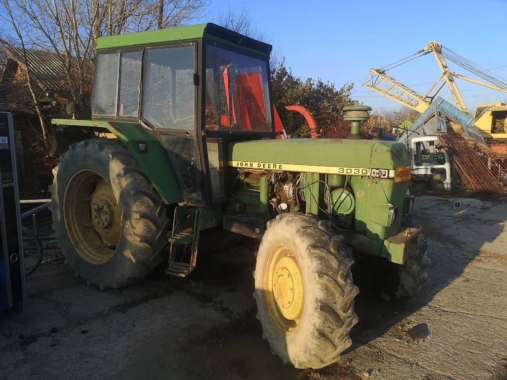 John Deere 3030 - Traktor: gambar 1 John Deere 3030 - Traktor: gambar 1
