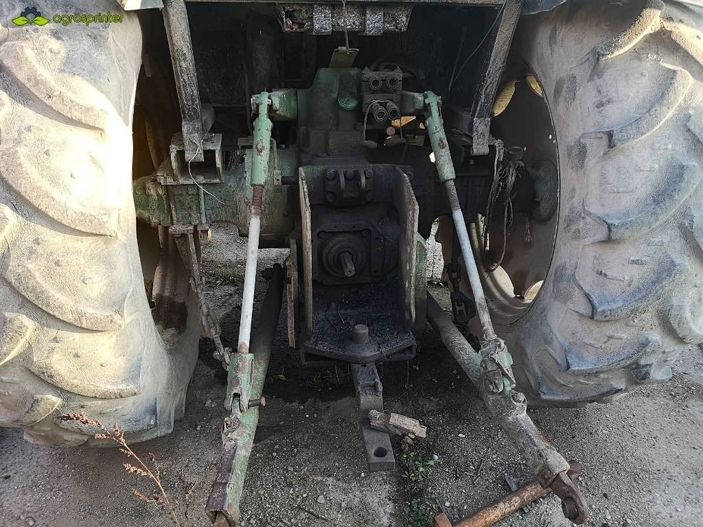 John Deere 3030 - Traktor: gambar 4 John Deere 3030 - Traktor: gambar 4