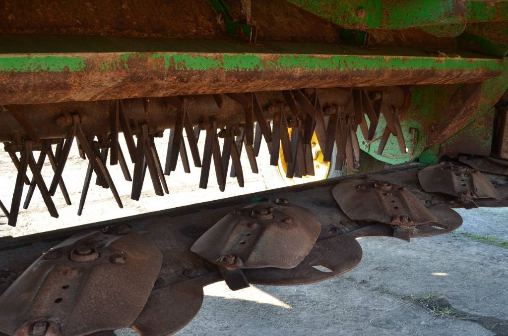 John Deere 530 - Mesin pemotong padang rumput: gambar 5 John Deere 530 - Mesin pemotong padang rumput: gambar 5