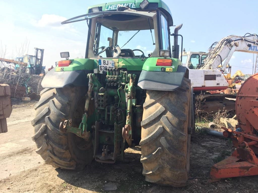 John Deere 7700 - Traktor: gambar 2 John Deere 7700 - Traktor: gambar 2