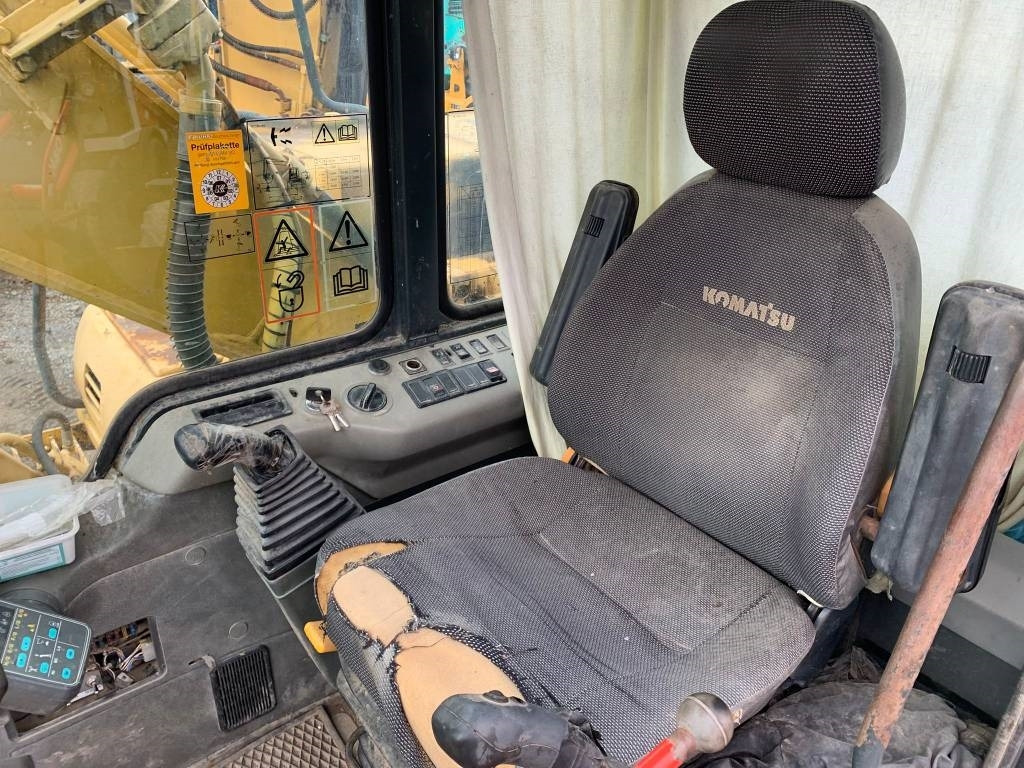 Ekskavator perayap Komatsu PC 180 LC-6K: gambar 7