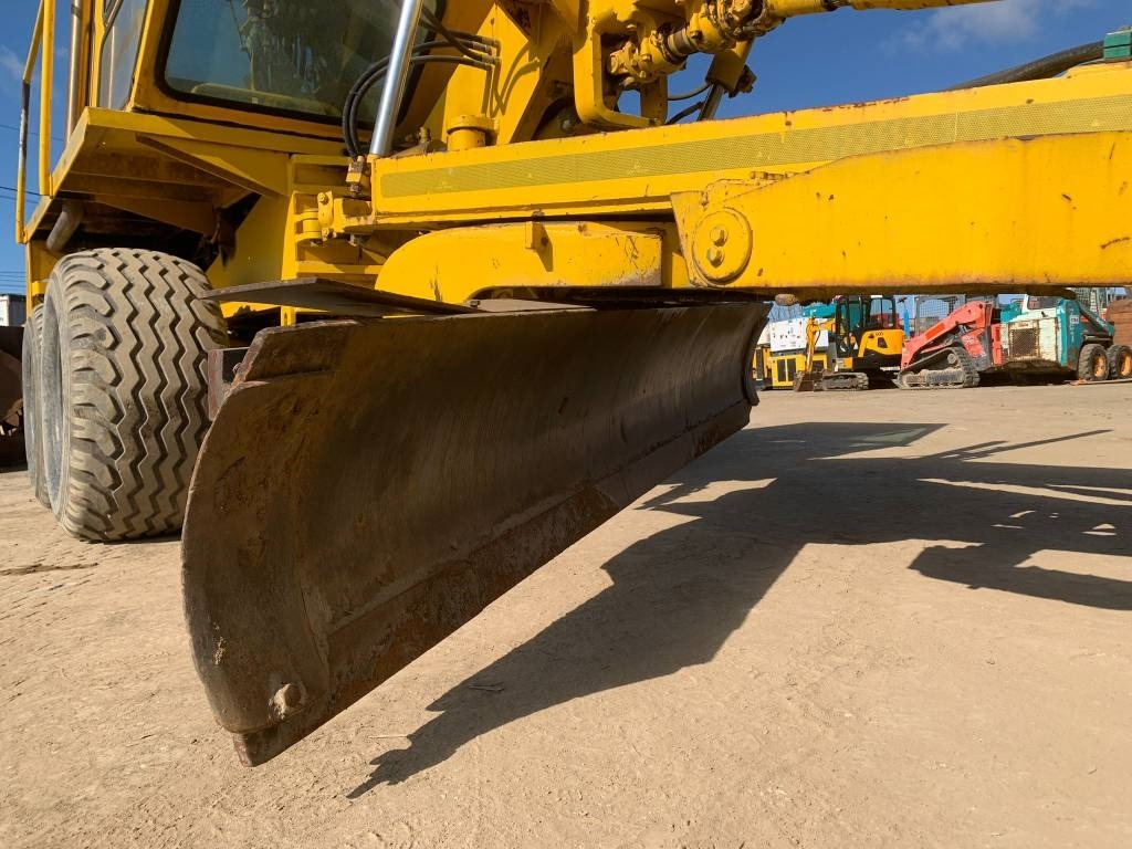 MBU G130A - Grader: gambar 5 MBU G130A - Grader: gambar 5